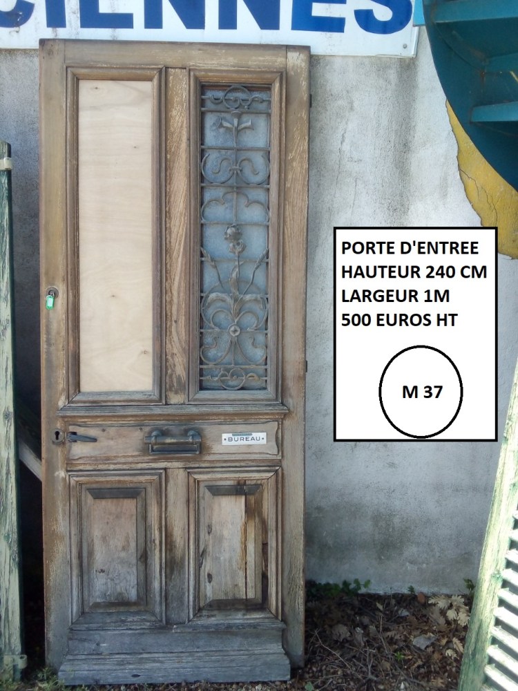 porte d'entrée en bois + décor fer + vitrée